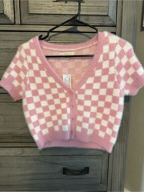 La Hearts Pink & White Checkered Fuzzy V-Neck Cropped Cardigan